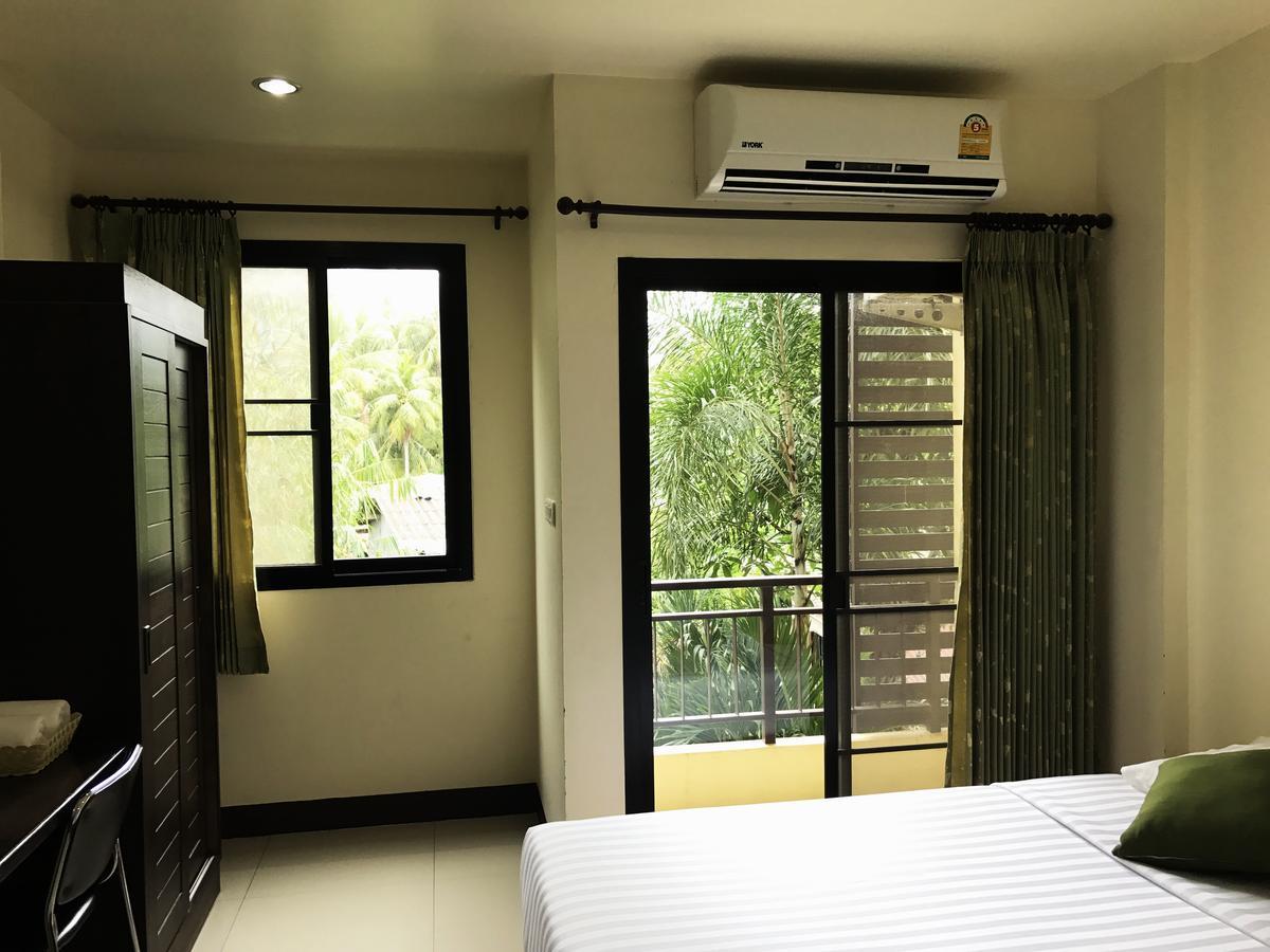 T.p. Place Hotel *
