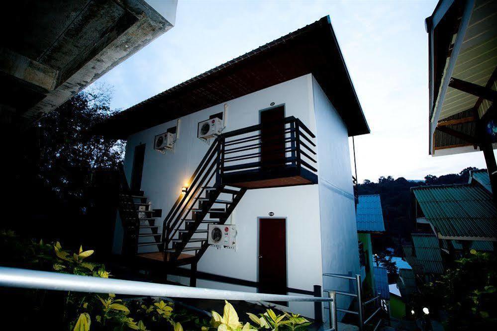 Phi Phi Garden View Hotel 3*