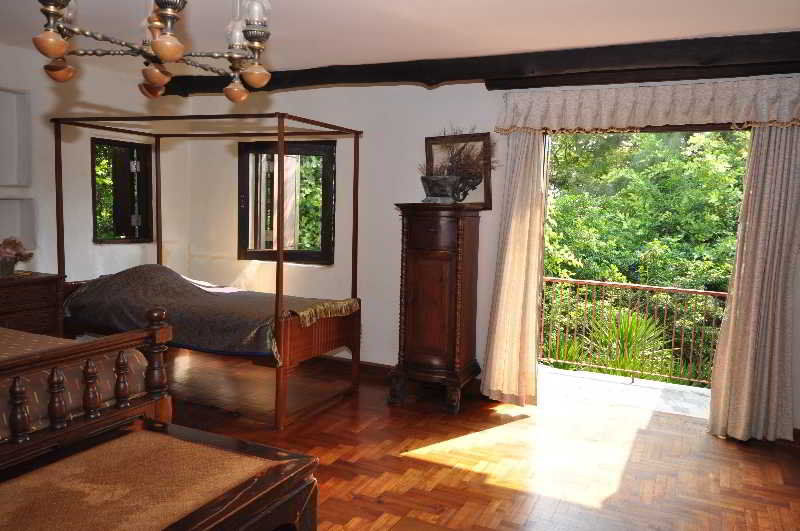 Momchailai Retreat Resort 3*
