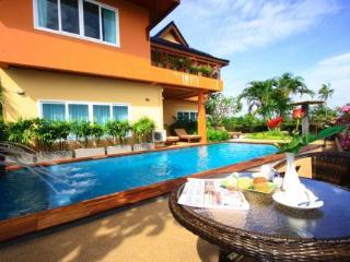 Oyo 626 The Phuket Hotel