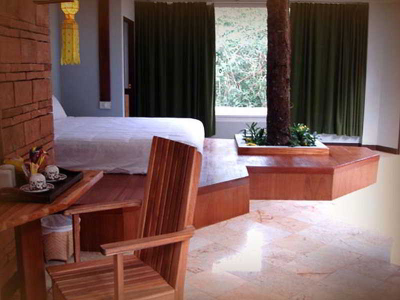 Huarn Jana' Boutique