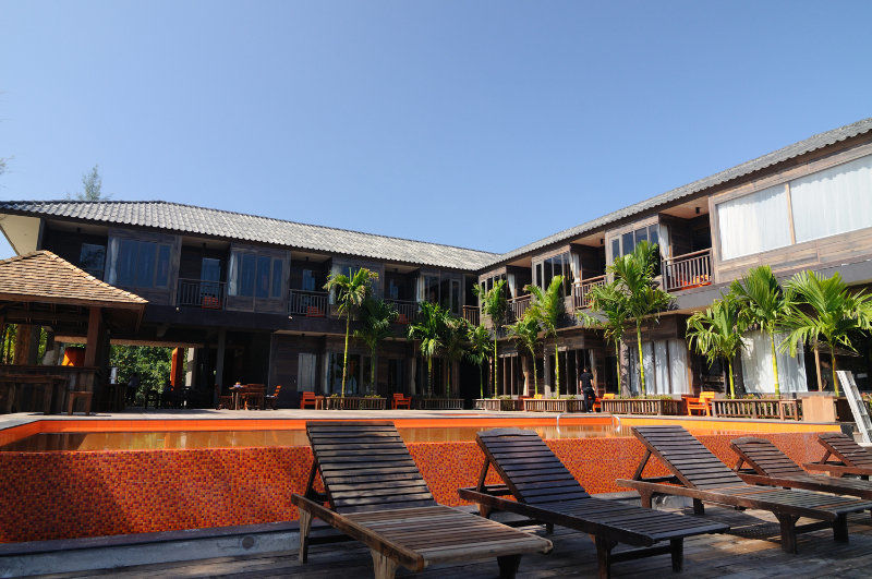 Baan Ploy Sea
