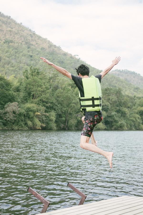 Baan Krupong Ban Tha Thong Mon