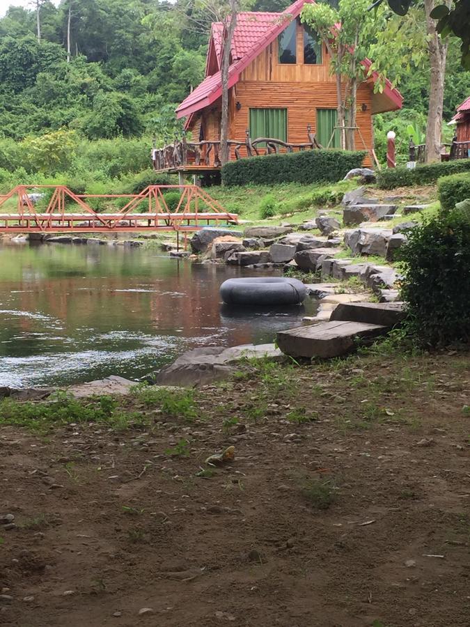 Baan Phukaotoknam Resort