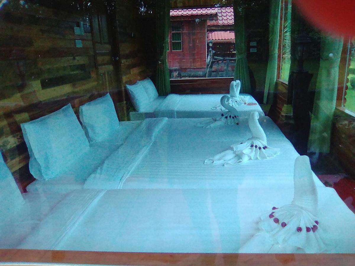 Baan Phukaotoknam Resort Kaeng Krachan