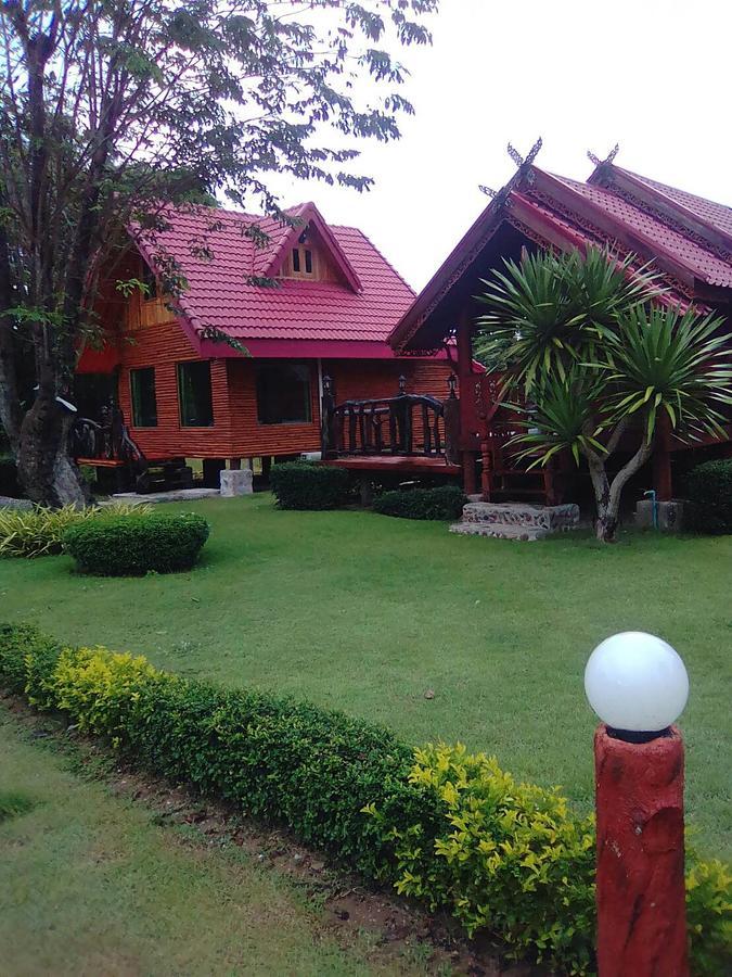 Baan Phukaotoknam Resort