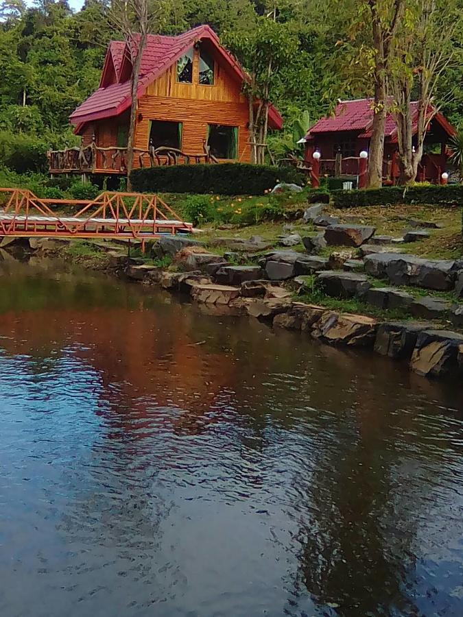Resort Baan Phukaotoknam 2*