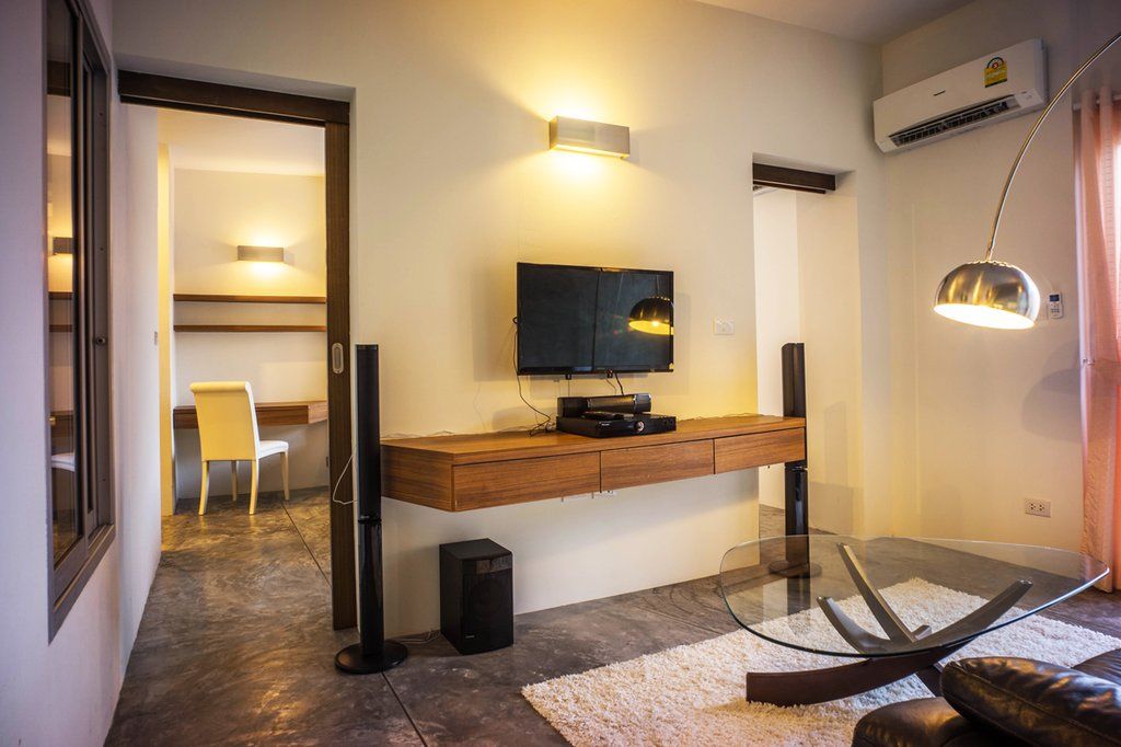 Replay Pool Beachfront Samui Resort 4*