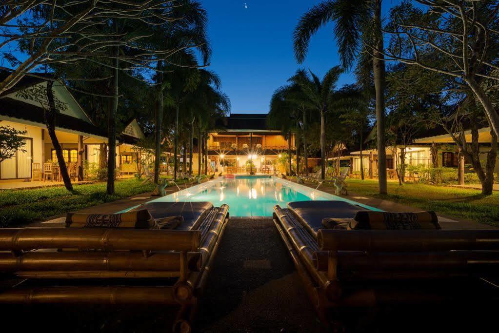 Capital O 834 Iyara & Hotel Koh Chang