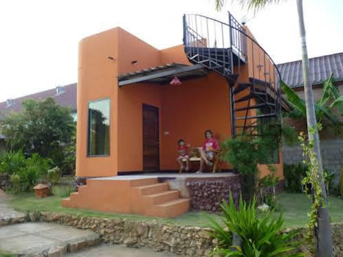 Baan Din Baramee Hotel 3*