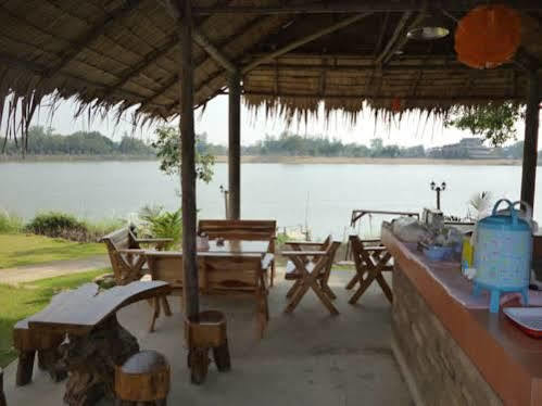 Baan Din Baramee Hotel Kamphaeng Phet