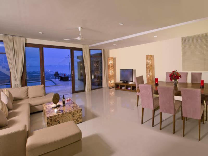 Amera Villas