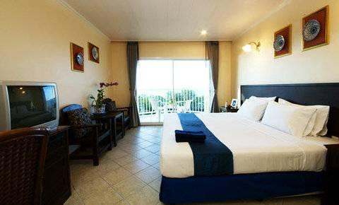 Cross Pratamnak 5* Pattaya