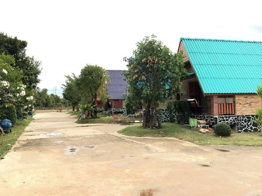Resort Pijittra *