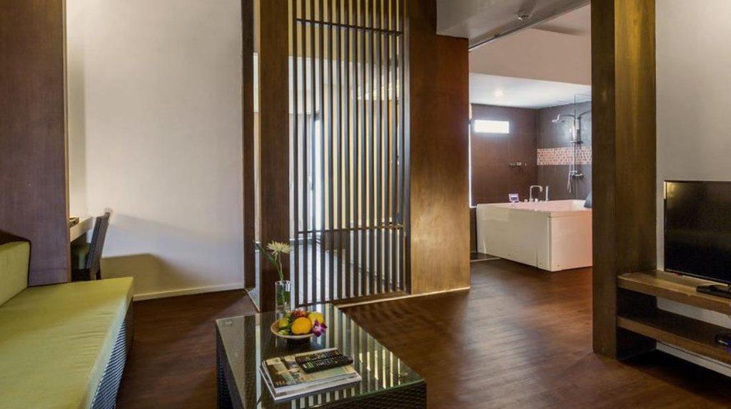 Park Srinakarin Hotel, Hotel 3*