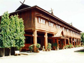 Hotel Baan Khun Yom Chiangrai 2*