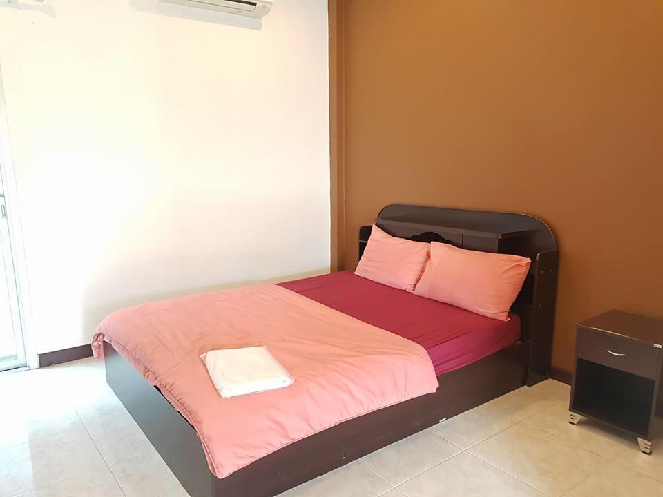 White House Inn 2*