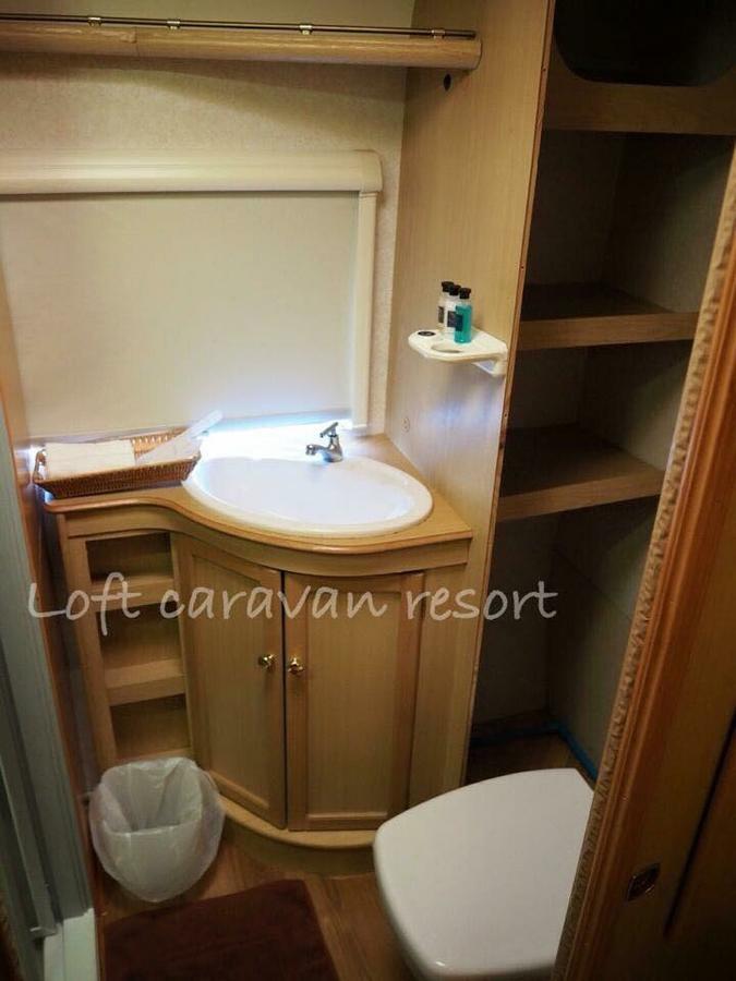 Loft Caravan Haad Chao Samran