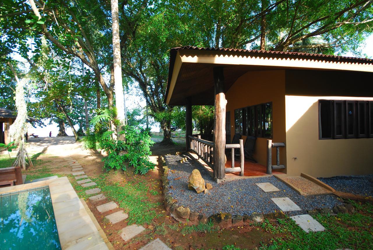 Resort Melina Front