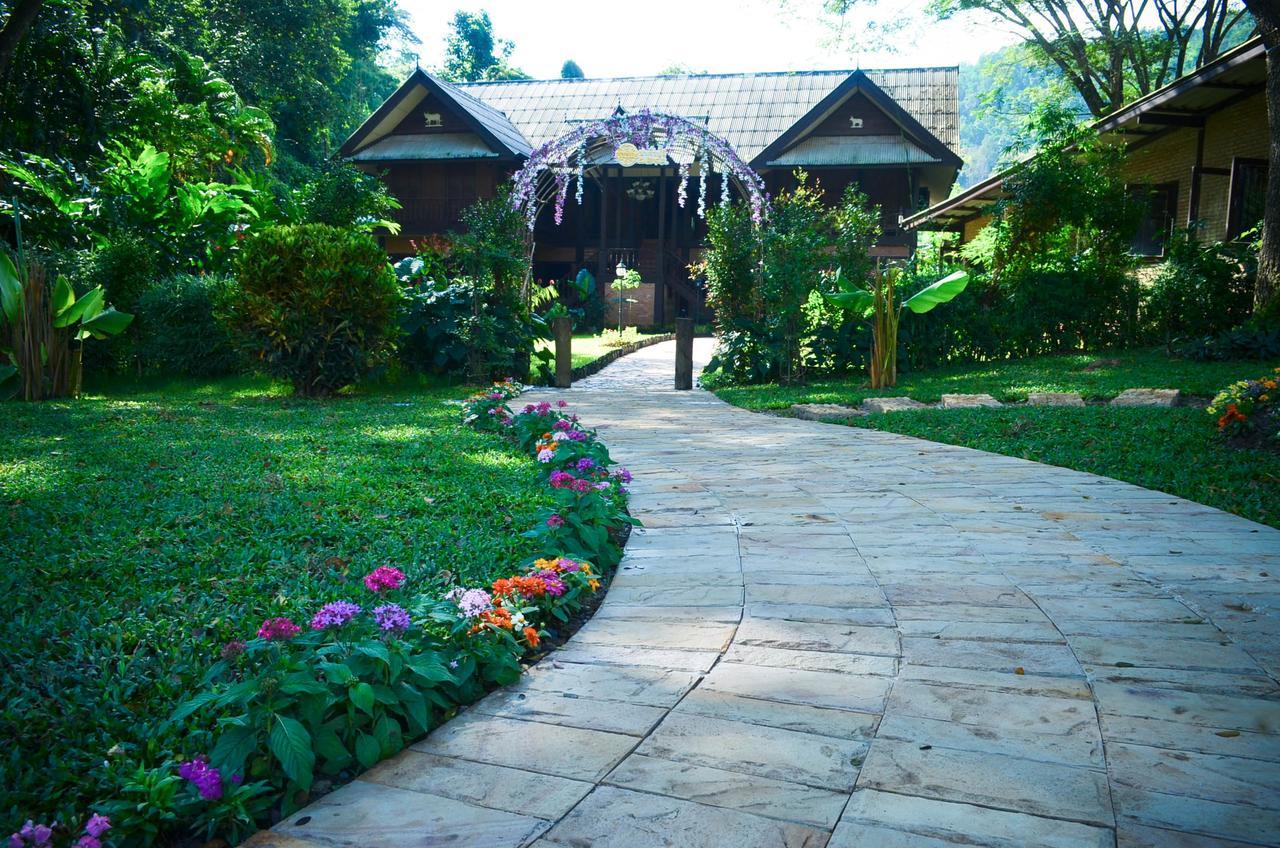 The White Buffalo Resort