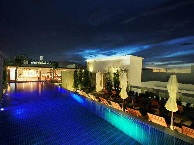 Hotel The Sea Patong