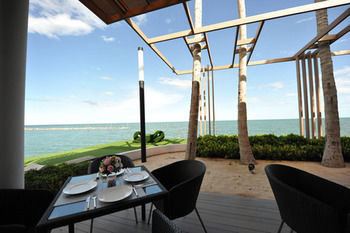 Resort Eco Moment 4*