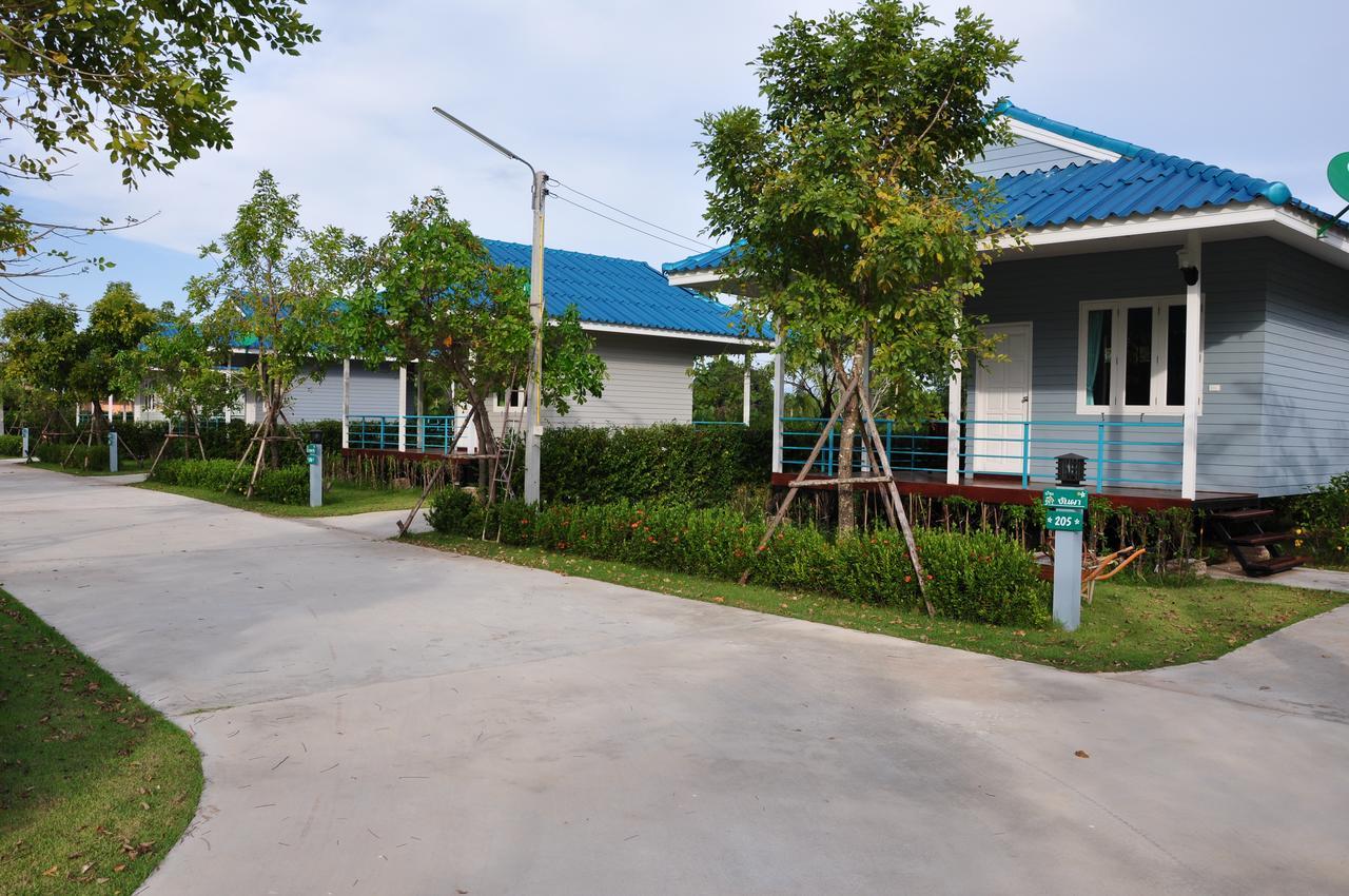 Poon Suk Prachinburi 2*
