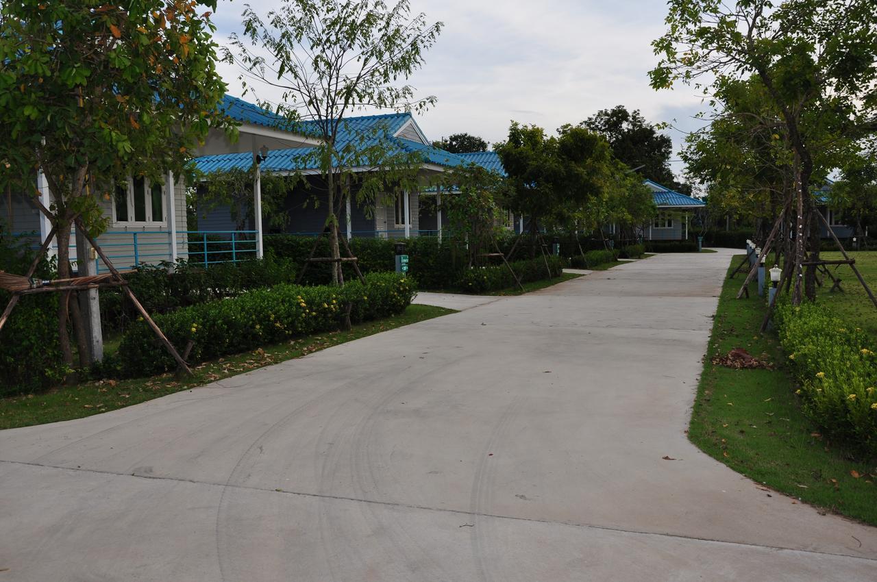 Poon Suk Prachinburi 2* Na Di