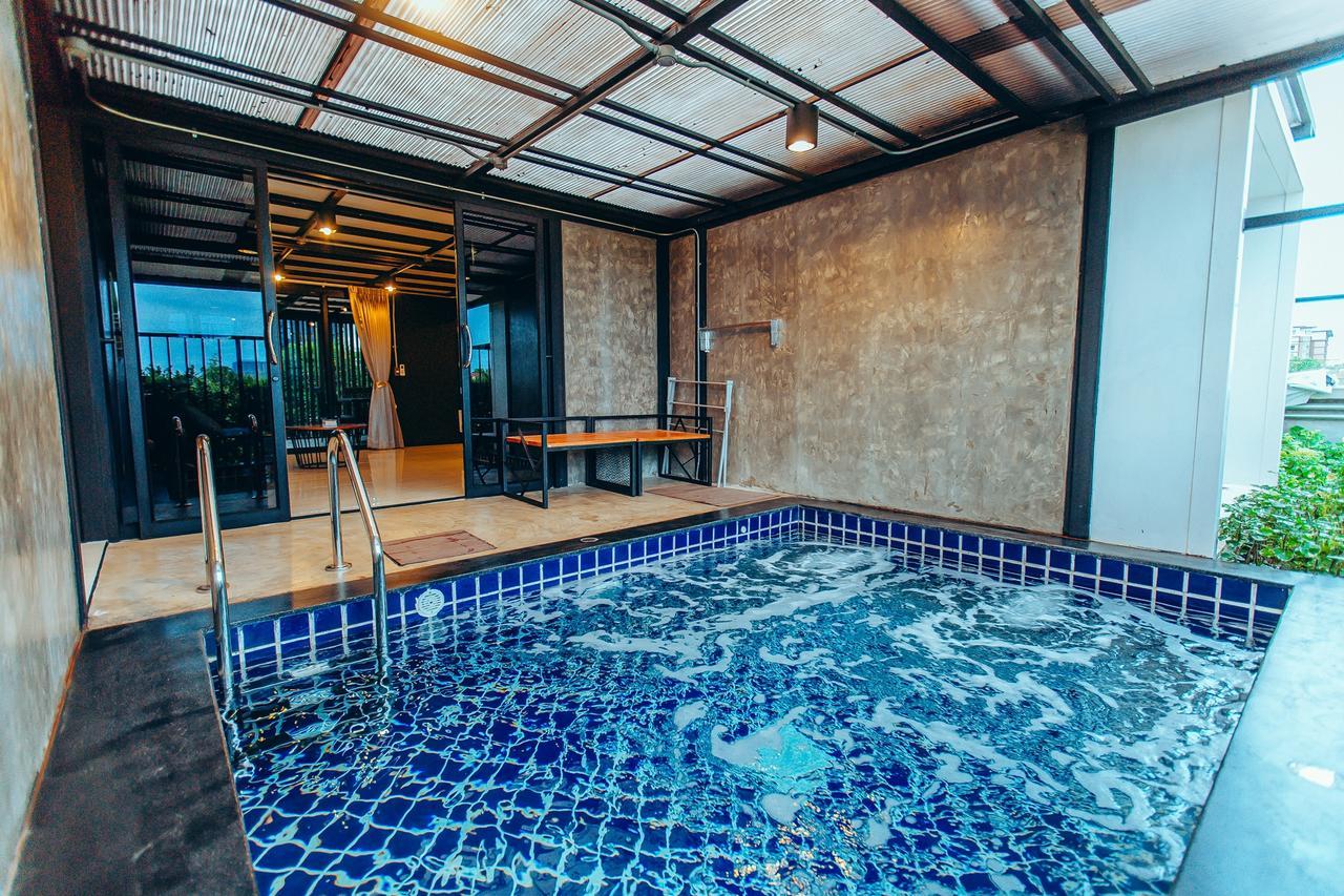 Mawadee Island Resort Cha-Am