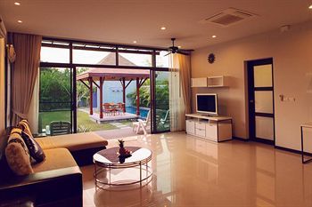 Onyx By Tropiclook Villa Rawai