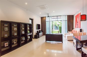 Onyx By Tropiclook Villa