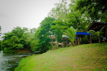 Chatpetch Hotel Kaeng Krachan