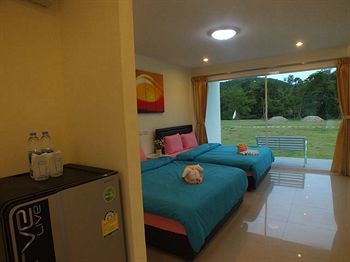 Worawee & Hotel Kaeng Krachan
