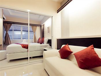 Hotel Excella 3*