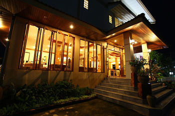 Hotel Village 3*