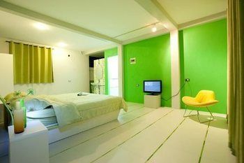 Vivid Apartment *