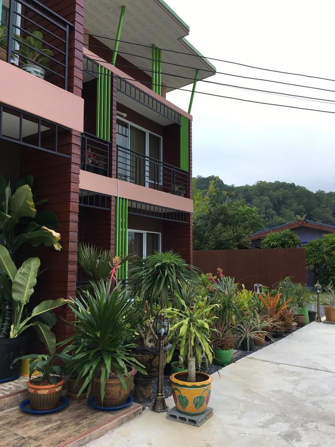 Baan Suan Punpaka Resort Langu