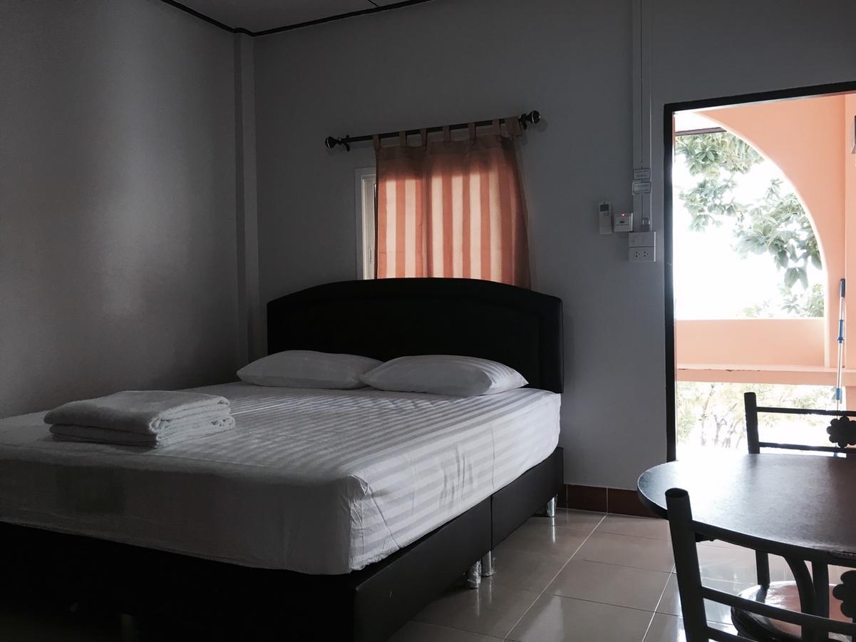 Resort Rubtawan Sichang Ko Si Chang