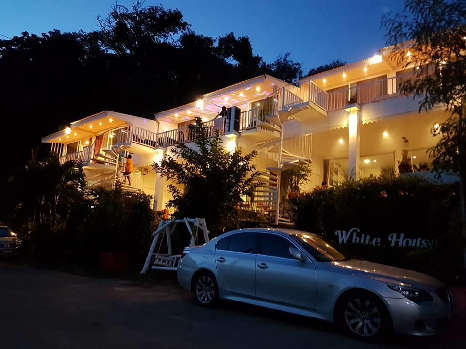 White House Mountian 3* Rayong