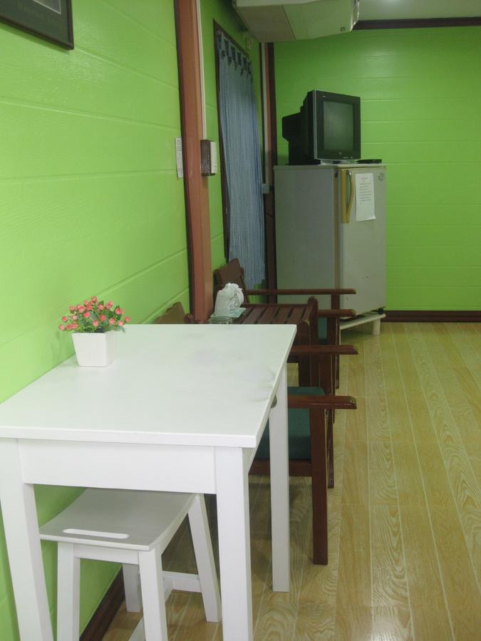 Haad Somboon House * Bang Saphan