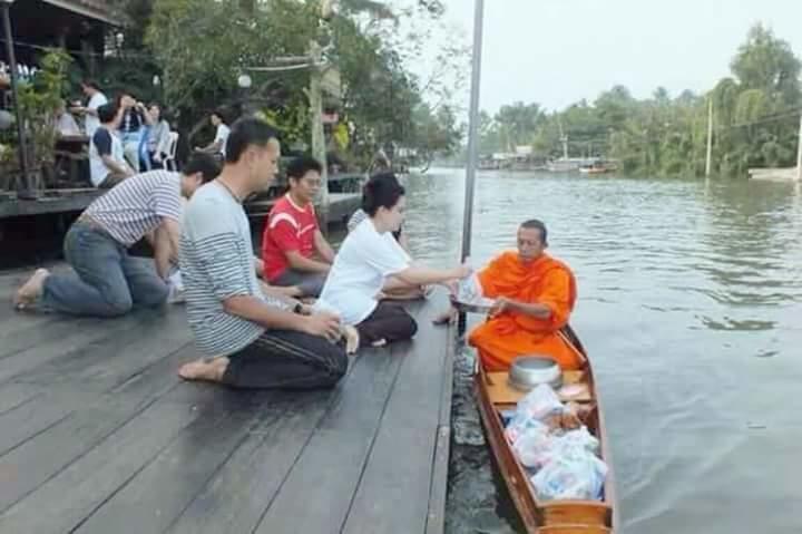 Baan Mai Chai Khlong * Amphawa