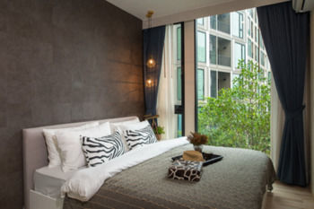 The Base Uptown 3* Phuket