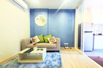 Hotel The Base Uptown 3*