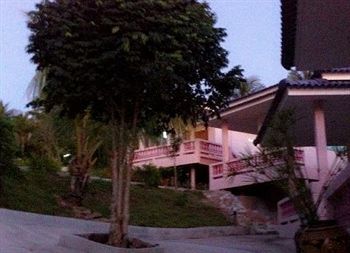 Resort Dragon Hut