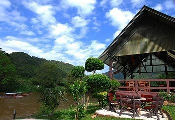 Resort Khun Mai Baan Suan Mae Ai