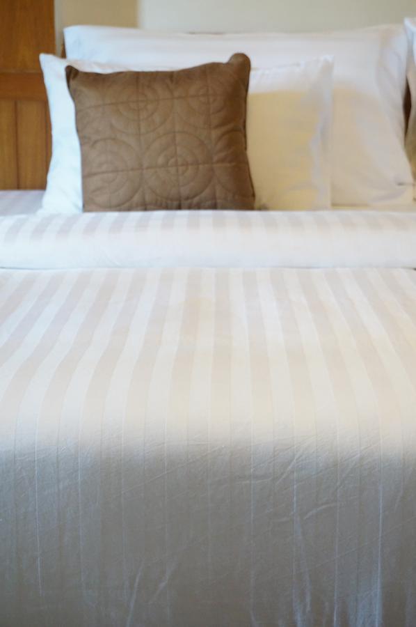 Hotel Country View Suphan Buri