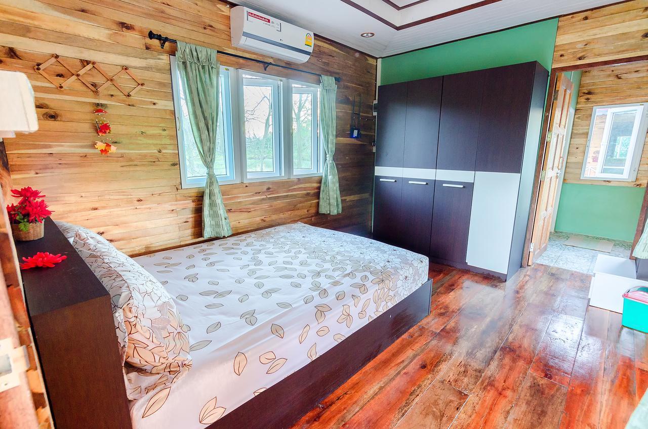 Ariya Garden 2*