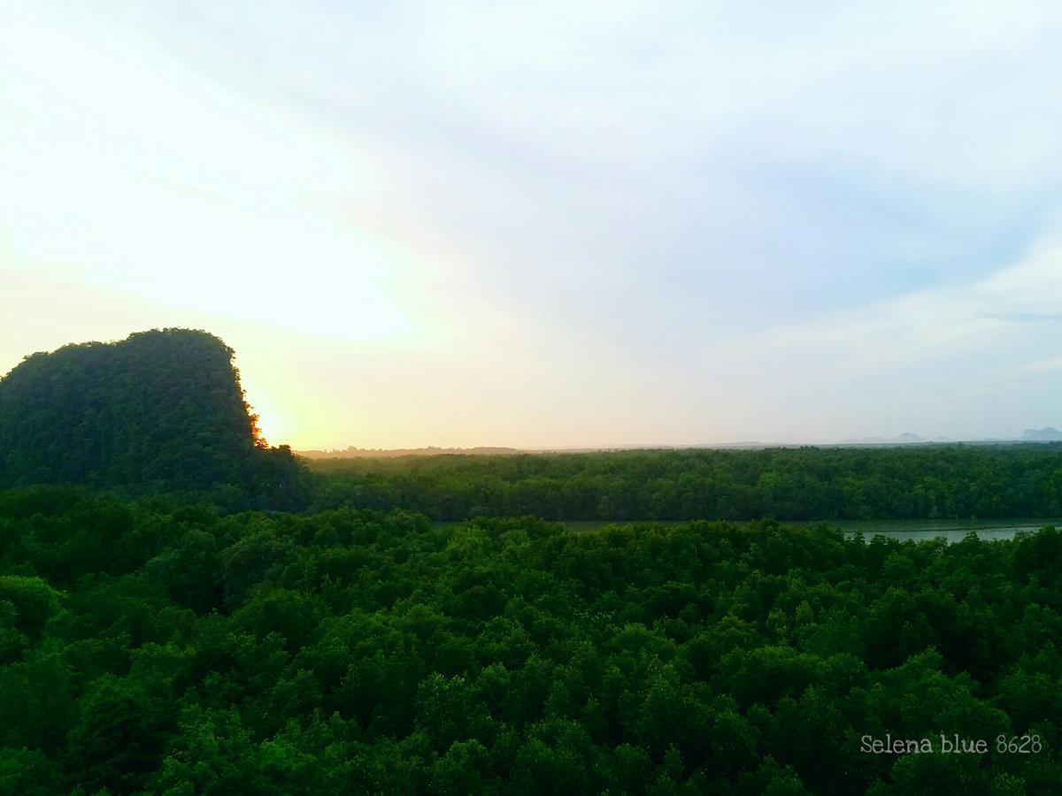 Sunrise Hotel 2*