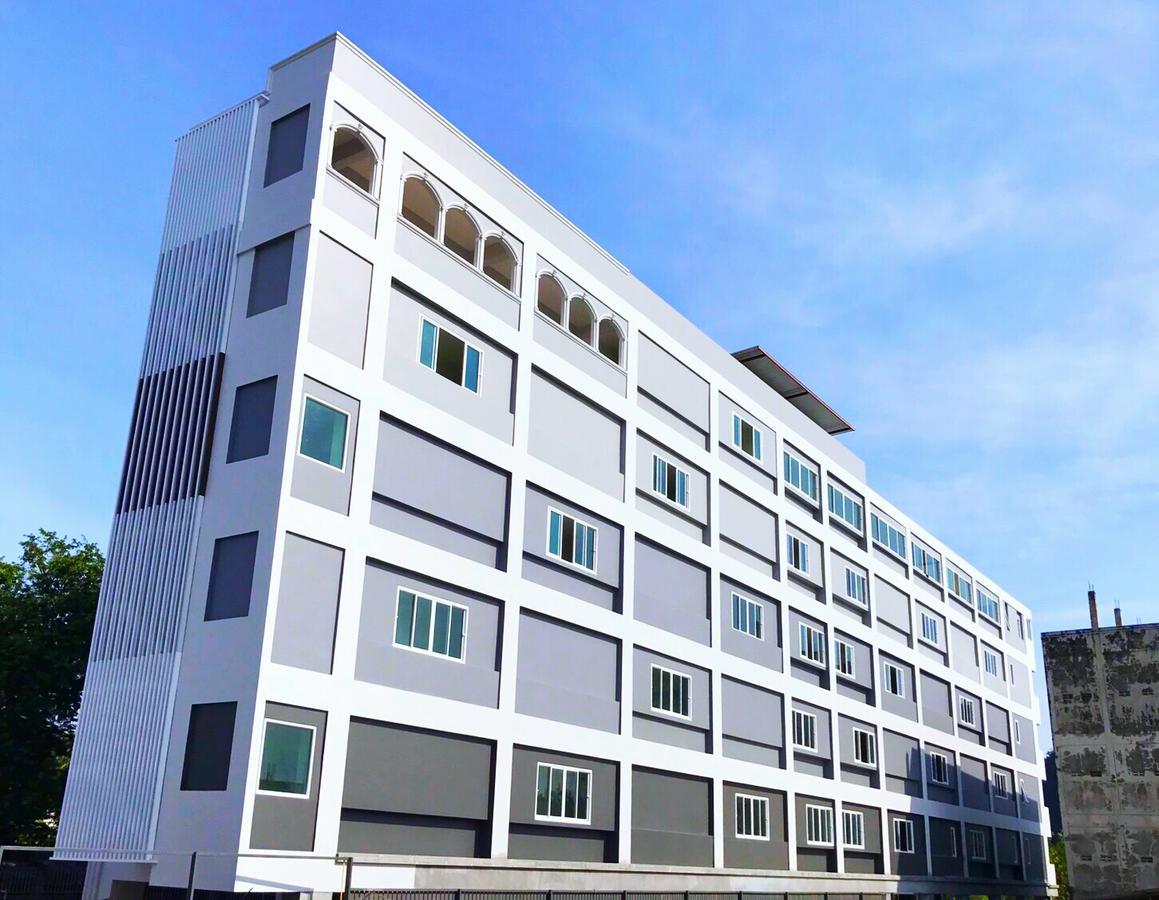 Sunrise Hotel 2*