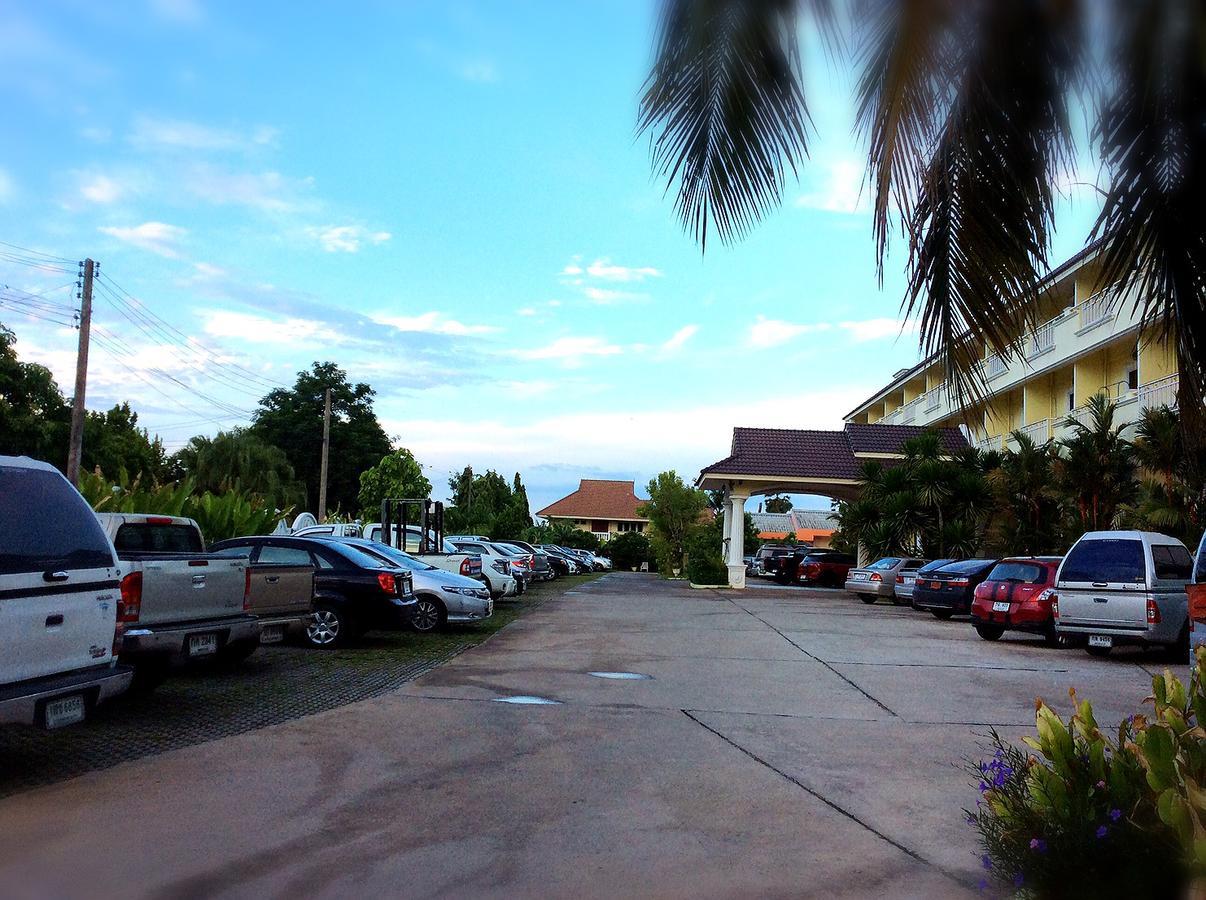 Monrawee Pavilion * Phitsanulok
